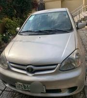 Toyota Platz 2005 Gold for sale