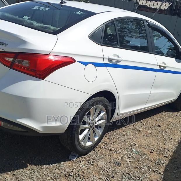 Chery Arrizo 5 2023 White