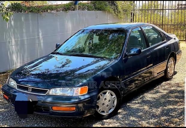 Honda Accord 1997 Blue