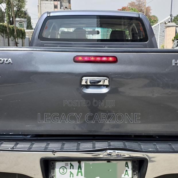 Toyota Hilux 2008 Black