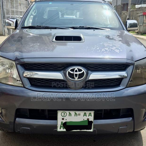 Toyota Hilux 2008 Black