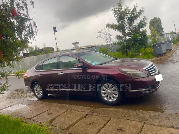 Nissan Teana 2010 Burgundy