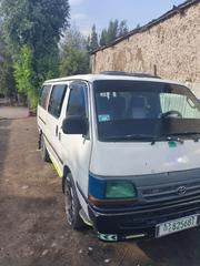 Toyota HiAce 1999 White for sale