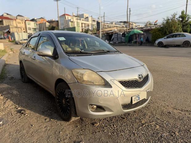 Toyota Yaris 2007 Silver