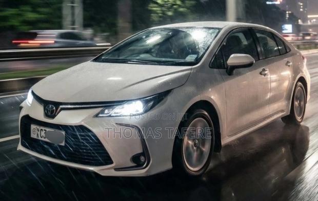 Toyota Corolla 2022 Ivory
