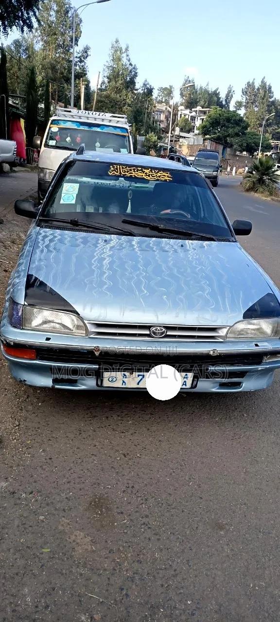 Toyota Corolla 1991 Blue