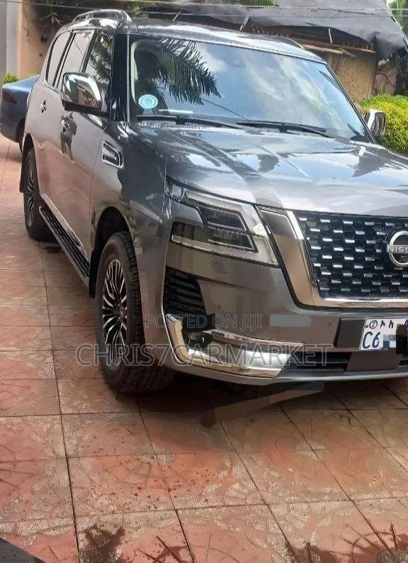 Nissan Patrol 2023 Silver