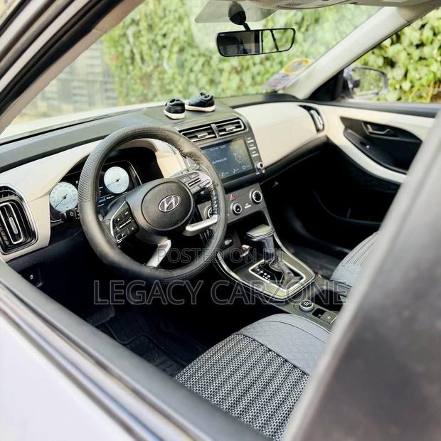 Hyundai Creta 2023 White