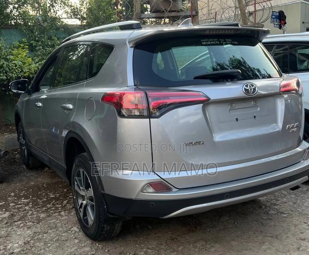 Toyota RAV4 2018