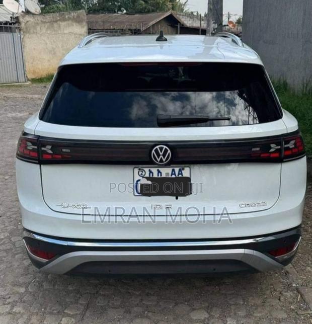 Volkswagen ID.6 2024 White