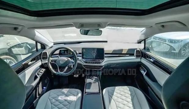 Volkswagen ID.6 2024 White