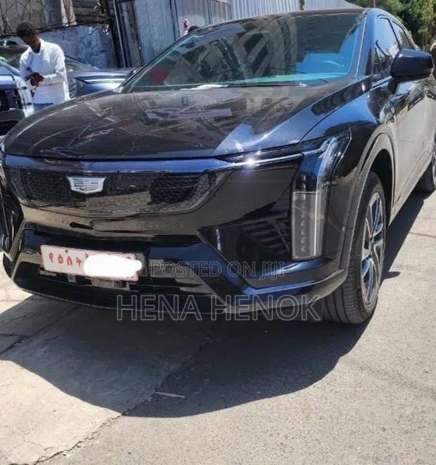 Cadillac OPTIQ 2025 Black