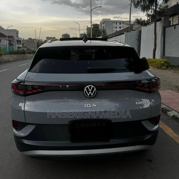 Volkswagen ID.4 2023 Gray
