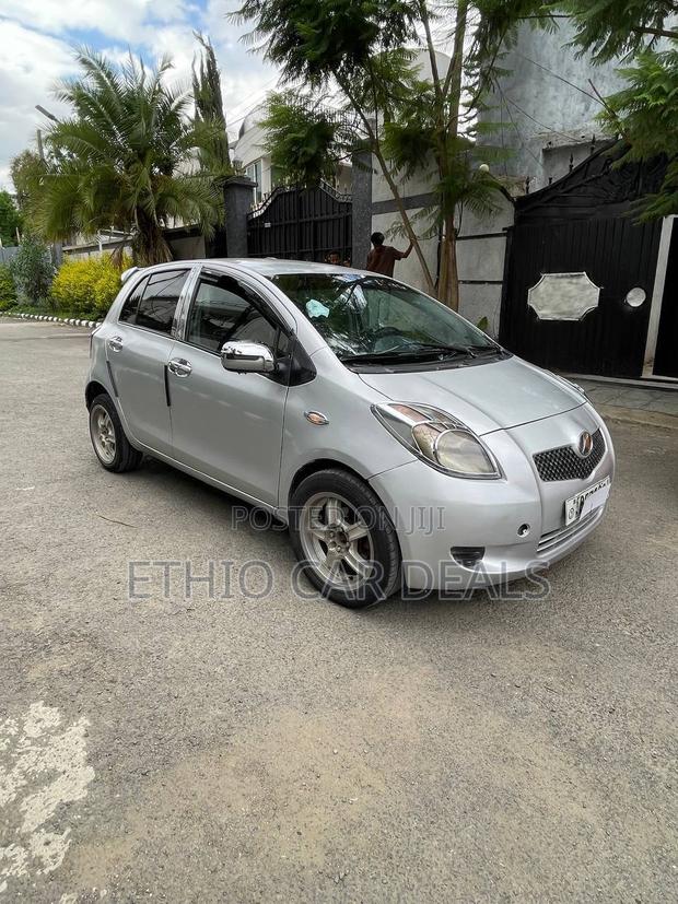 Toyota Yaris 2007 Silver