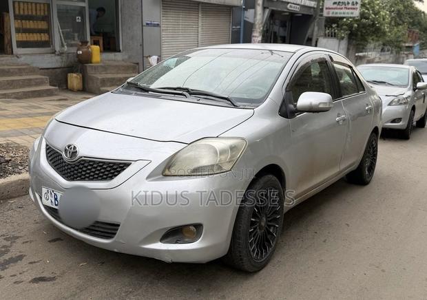 Toyota Yaris 2007 Silver