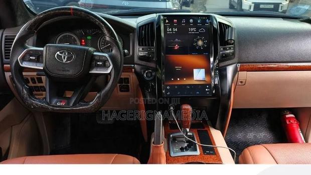 Toyota Land Cruiser 2021 Black