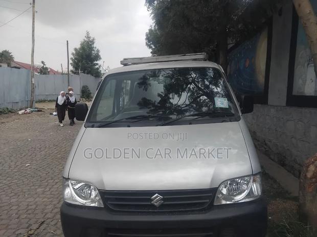Suzuki Eeco 2024 Off white