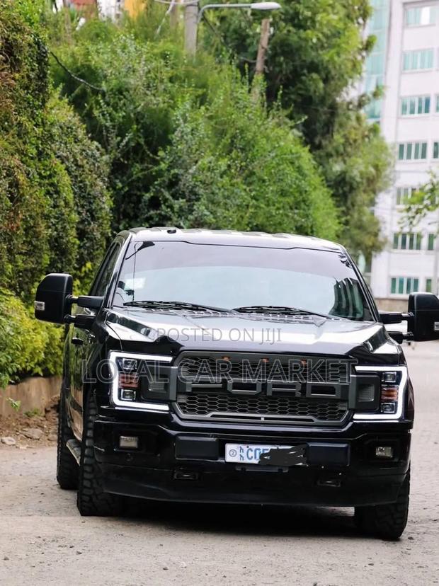 Ford F-150 2018 Black