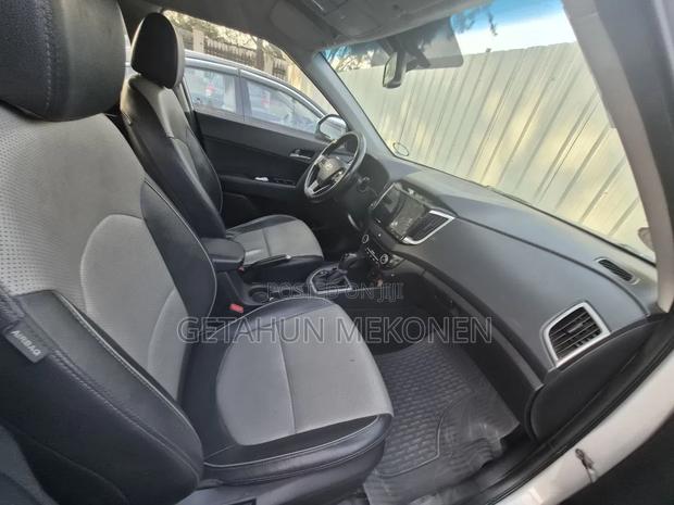 Hyundai Creta 2017 Silver