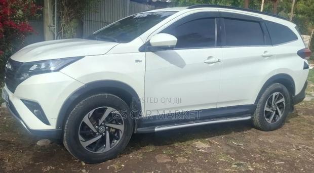 Toyota Rush 1.5 RWD 2021 White