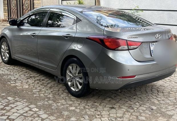 Hyundai Elantra 2014