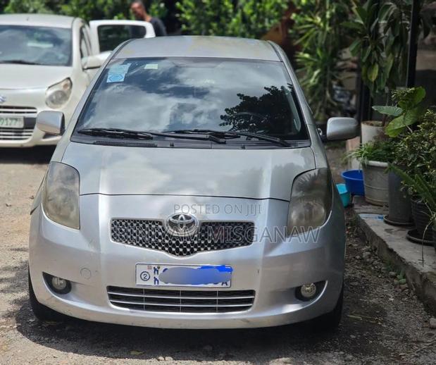 Toyota Yaris 2008 Silver