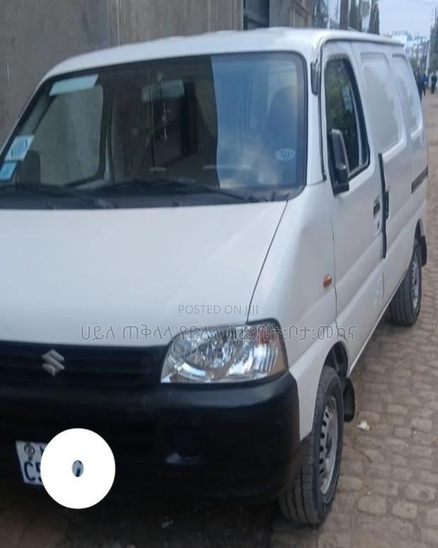 Suzuki Eeco 2023 Off white