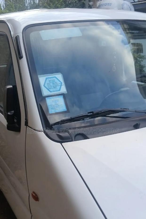 Suzuki Eeco 2023 Off white
