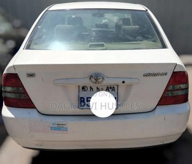 Toyota Corolla 2003 White