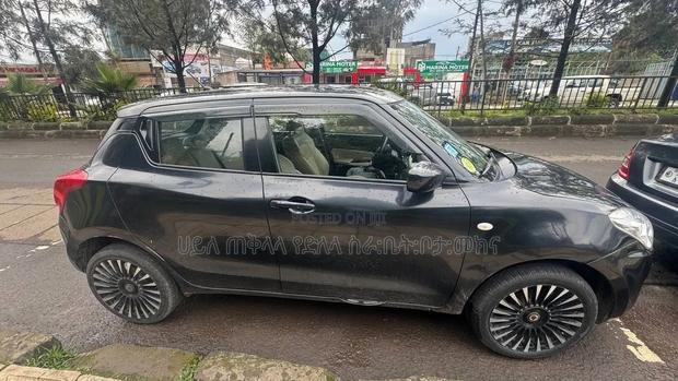 Suzuki Swift 2022 Matt Black