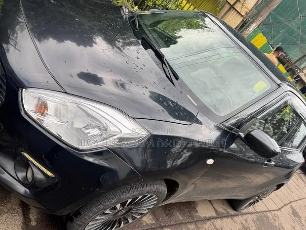 Suzuki Swift 2022 Matt Black