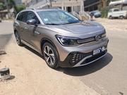 Volkswagen ID.6 2024 Gold for sale