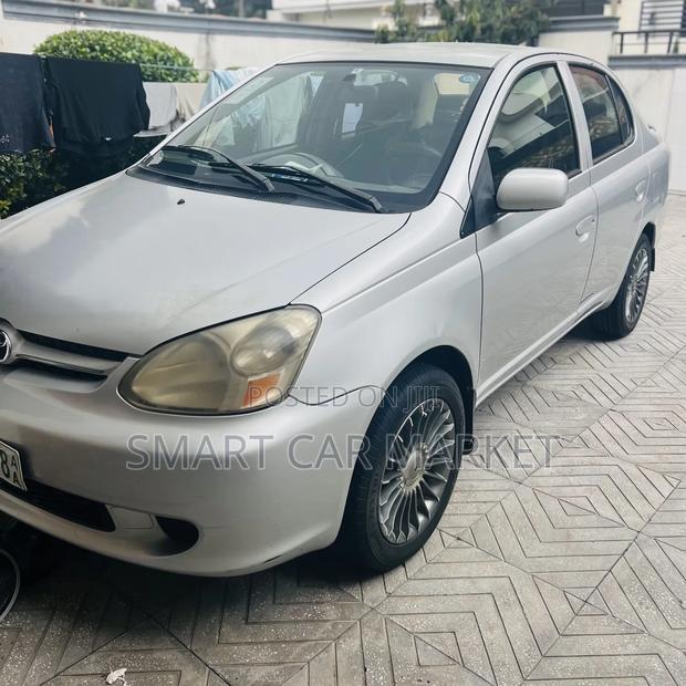 Toyota Platz 2005 Blue
