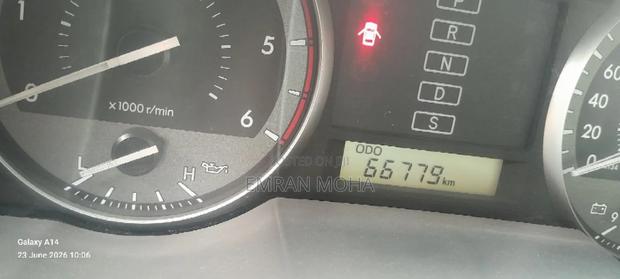 Toyota Land Cruiser 2010 White