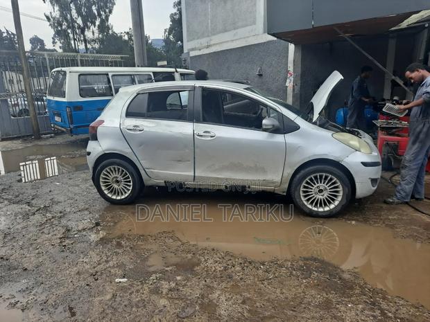 Toyota Yaris 2008 Silver