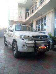 Toyota Hilux 2011 White for sale