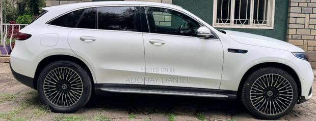 Mercedes-Benz EQC EQC400 4MATIC 2022 White