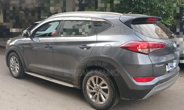 Hyundai Tucson 2018 Gray