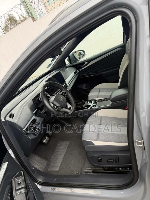 Volkswagen ID.4 2022 Gray