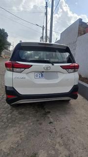 Toyota Rush 2021 White for sale