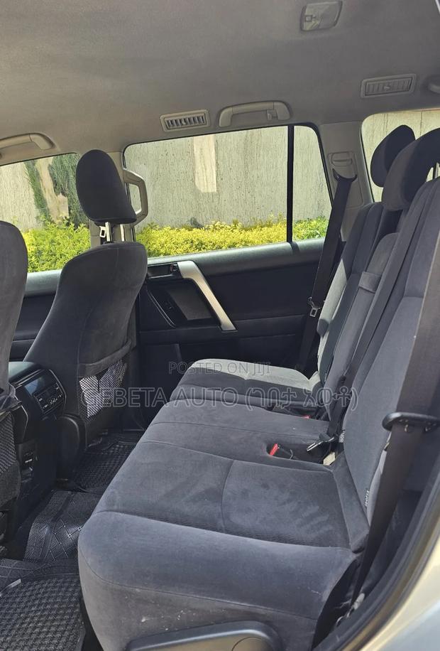 Toyota Land Cruiser 2015