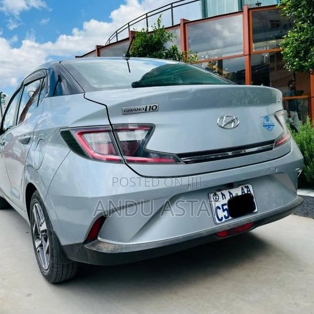 Hyundai I10 2023 Silver
