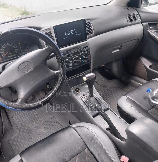 Toyota Corolla 2005