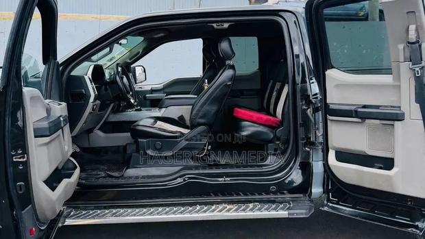 Ford F-150 2020 Black