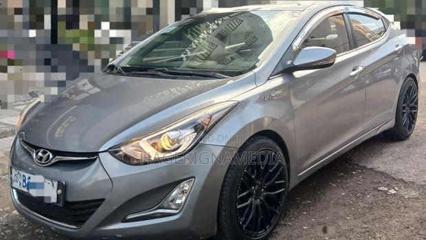 Hyundai Avante 2014 Silver