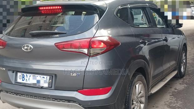 Hyundai Tucson 2018 Gray