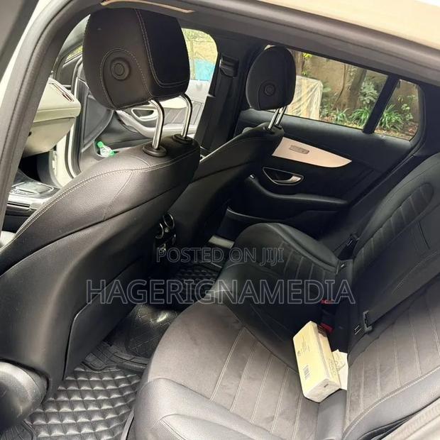 Mercedes-Benz EQC EQC400 4MATIC 2022 White