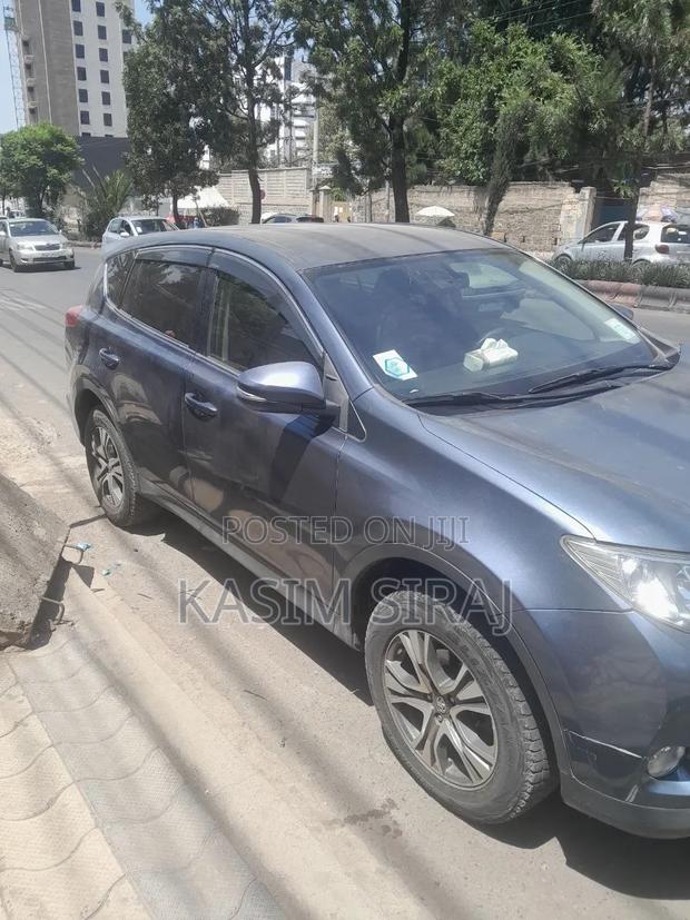 Toyota RAV4 2014 Blue