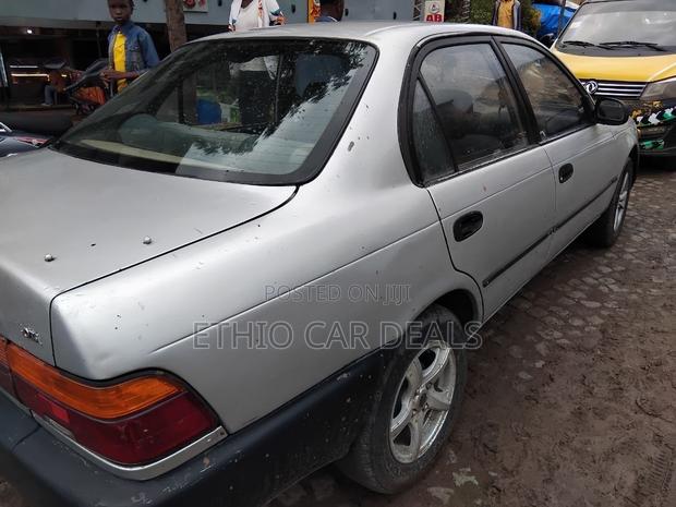Toyota Corolla 1994 Silver