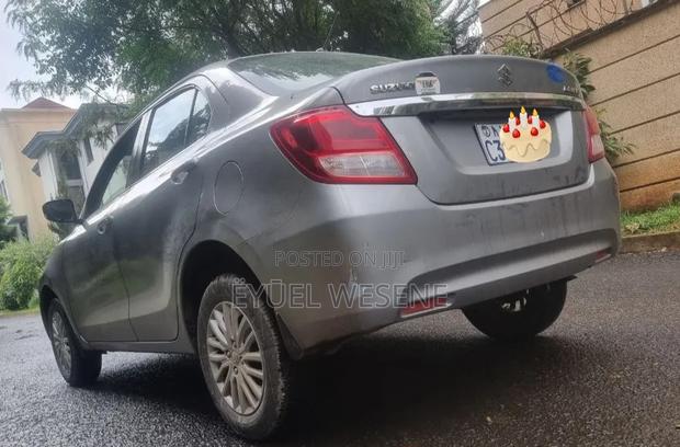 Suzuki Dzire 2022 Gray